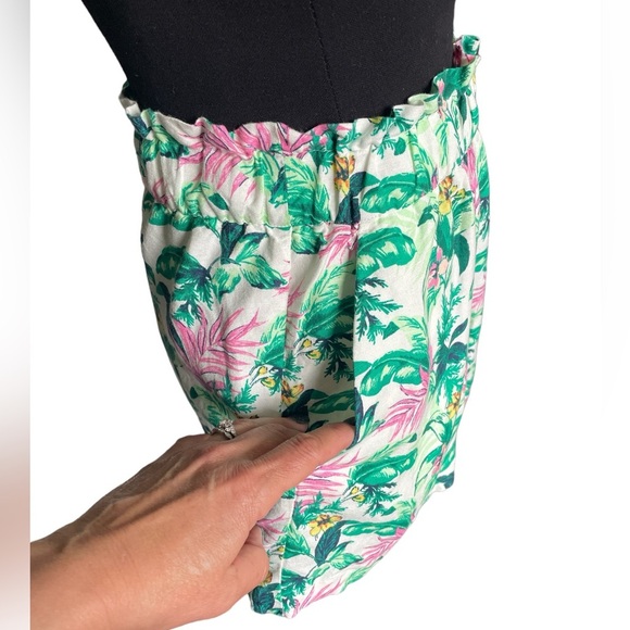 LOFT Paperbag Botanical Pull On Linen-Blend Shorts, Size XS - Picture 3 of 4
